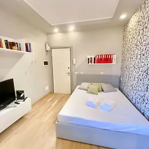 Viale Umbria Colorful And Cosy Studio Appartamento